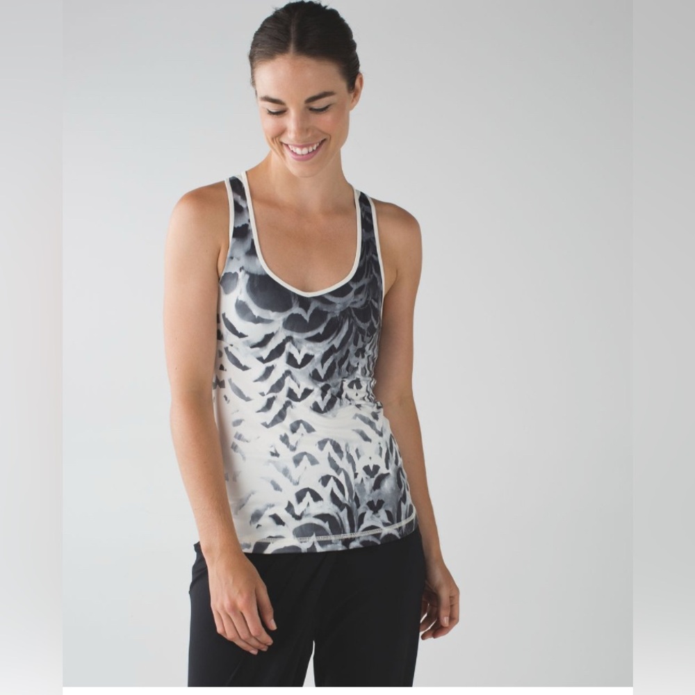 LULULEMON Lululemon Dance To Yoga Tank Pretty Plume Angel Wing Black / Black 4